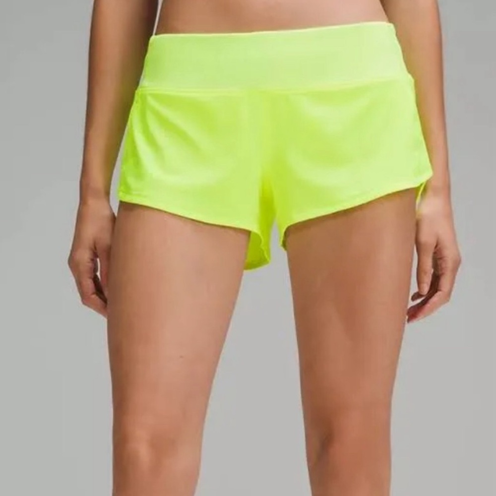 Lululemon 4” low rise hotty hot shorts- highlight yellow